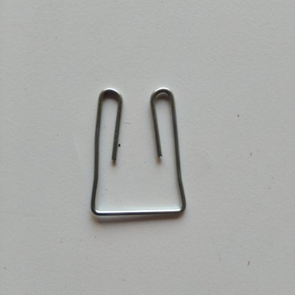 clip-fijacion-salida-botonera-ce1804